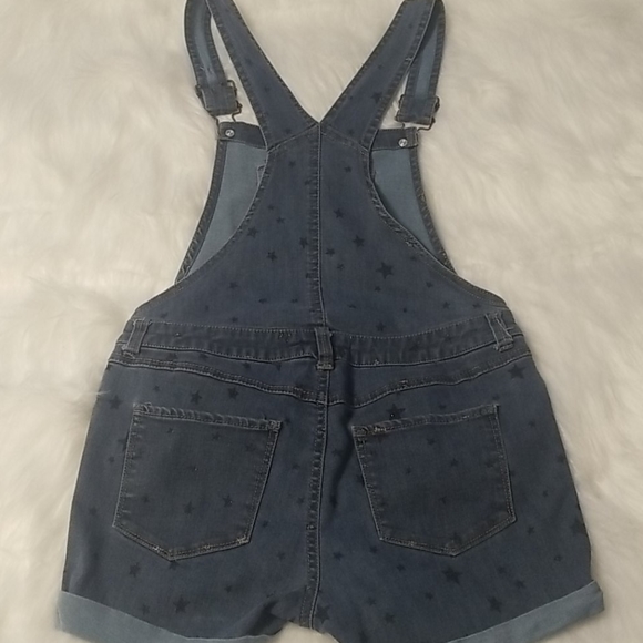 Girls 14 denim overalls with star print - Picture 6 of 9
